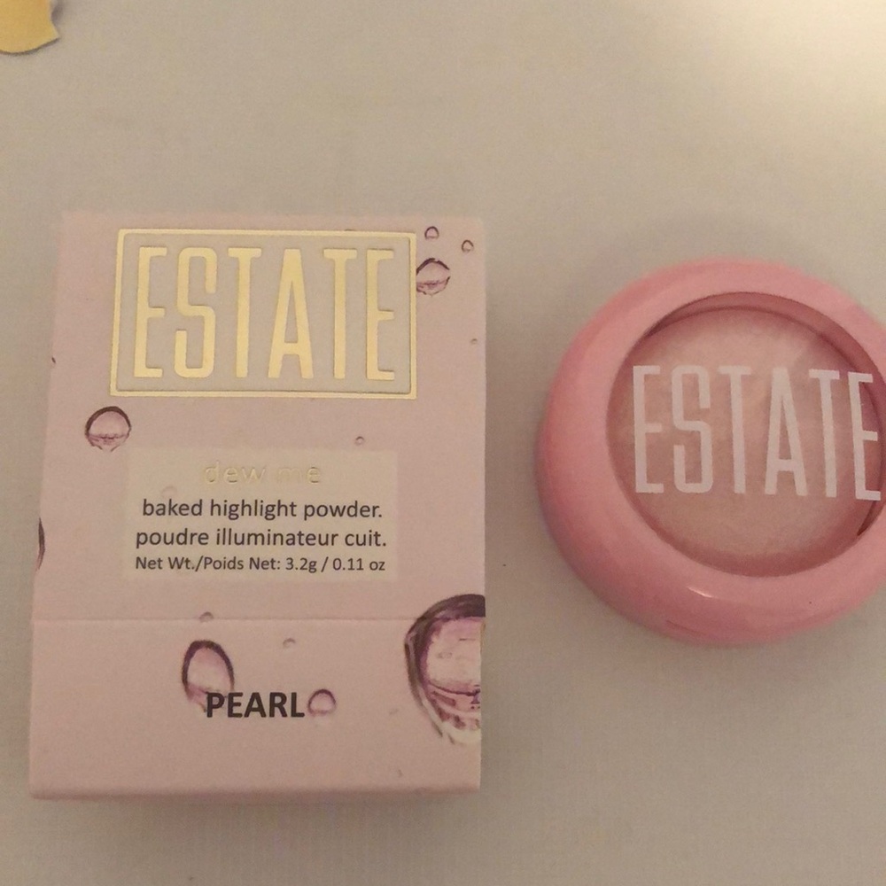 Estate Baked Hightlight powder- Pearl